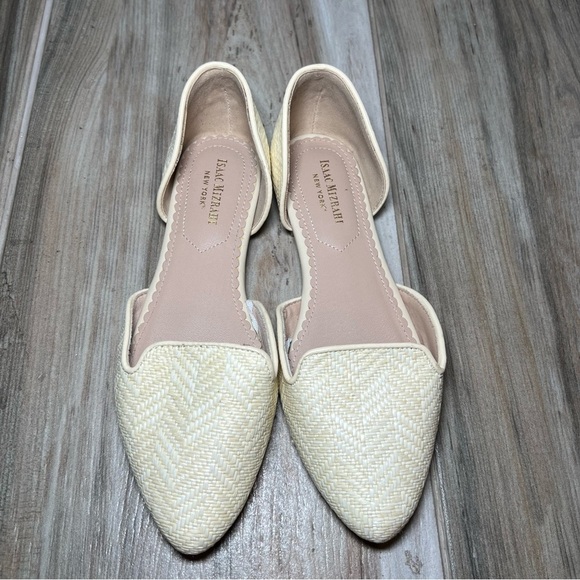 Isaac Mizrahi New York Tan / Cream Woven Pointed Toe Flats Women’s Size 6 - Picture 3 of 11